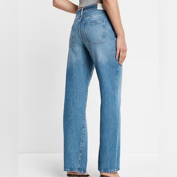 EXPRESS RELAXED STRAIGHT LOW RISE 16L washed denim jeans - Picture 2 of 6